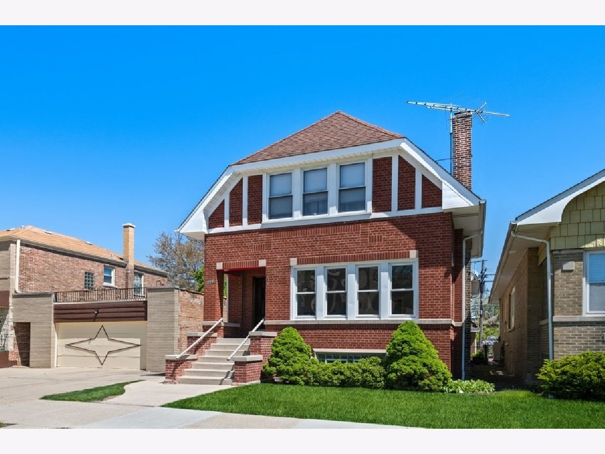 Condominiums & Homes Sold North Park Village Chicago Illinois, 5431 St Louis