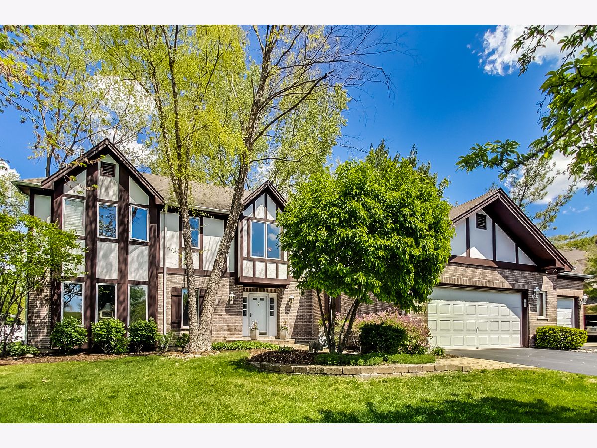 Homes Sold Dunhaven Woods Palatine Illinois, 518 Rosiland