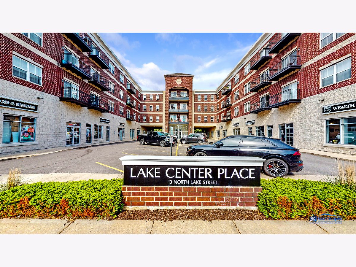 Condominiums Rented Lake Center Place Grayslake Illinois, 10 Lake