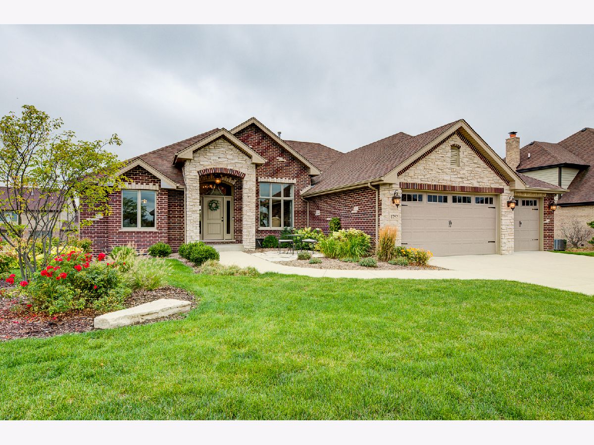 Homes Sold Rachel Ridge New Lenox Illinois, 1752 Brogan