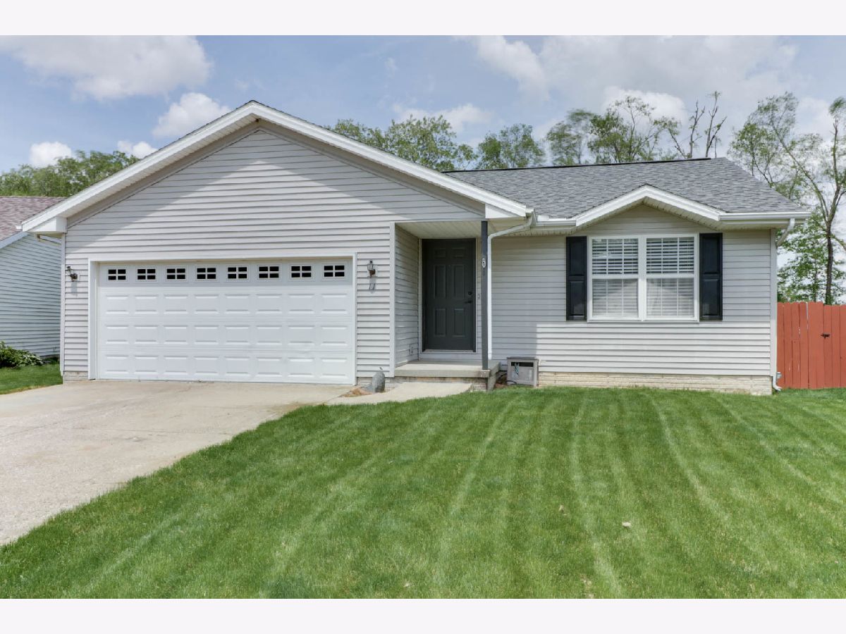 Homes Sold Pheasant Run Bloomington Illinois, 11 Nicole
