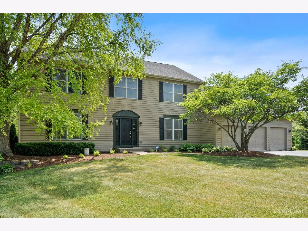 Homes Sold Deer Creek Sleepy Hollow Illinois, 221 Salem