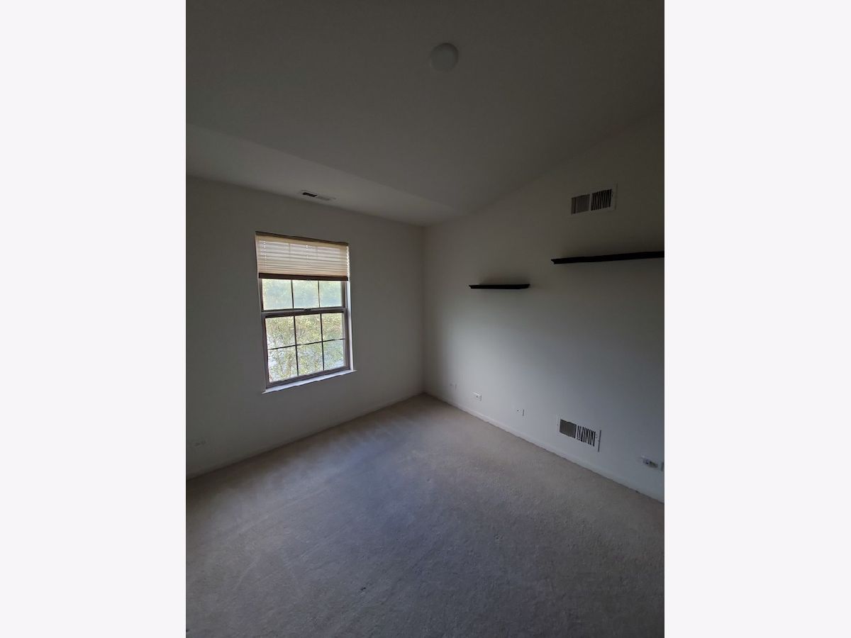 Townhomes Rented Shelburne Farms Winfield Illinois, 27W745 Hodges