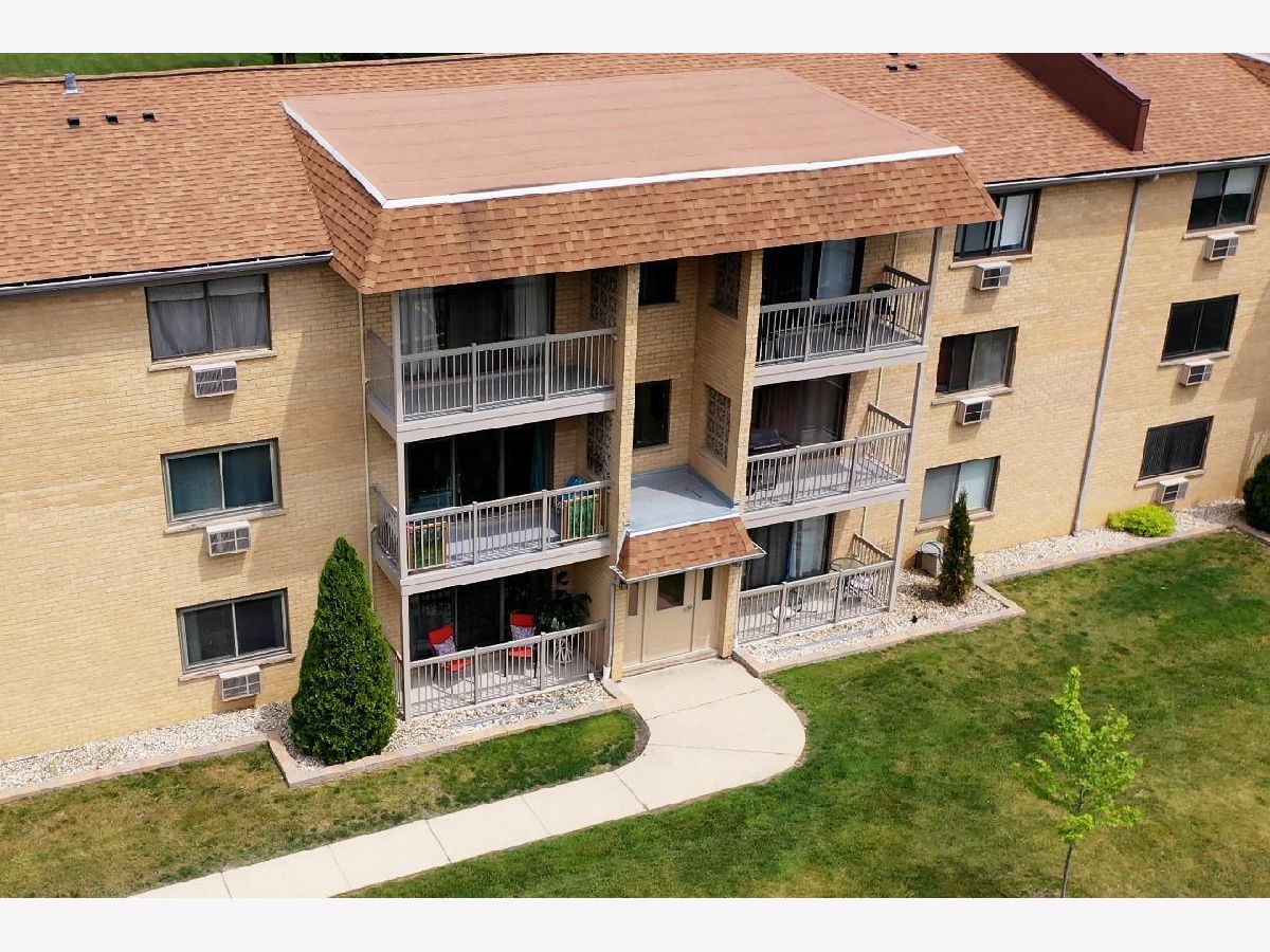 Condominiums Sold Smith Street Condos Palatine Illinois, 247 Smith