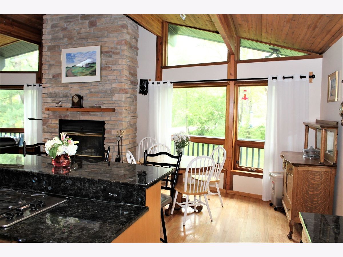 Homes Sold Breezy Lawn Estates Spring Grove Illinois, 1604 Vineyard