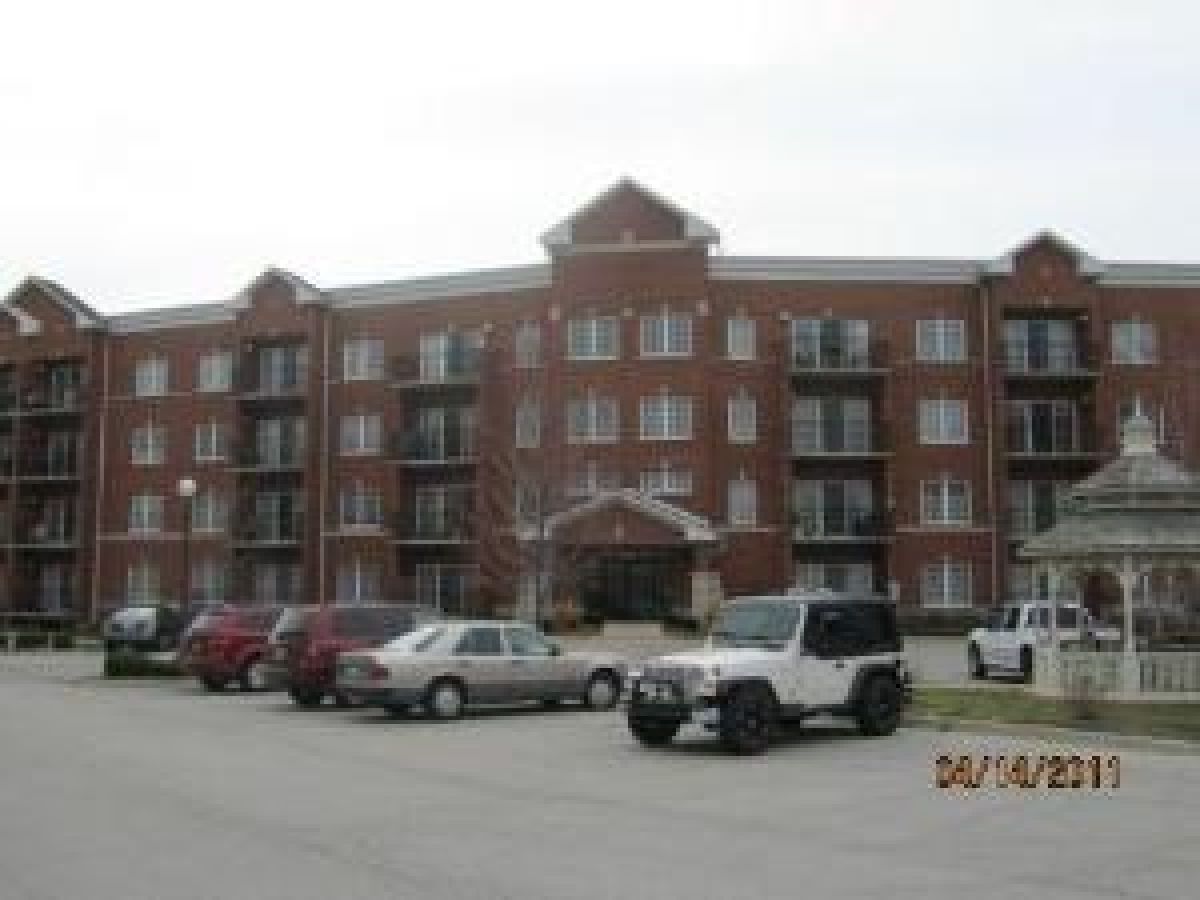 Riverwalk Rolling Meadows IL, Condos & Townhomes For Sale & For Rent