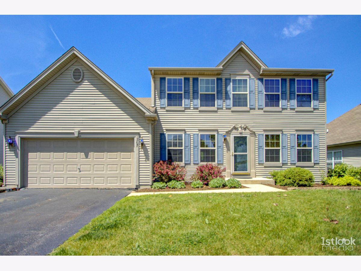 Homes Sold Arbor Ridge Montgomery Illinois, 1367 Sycamore