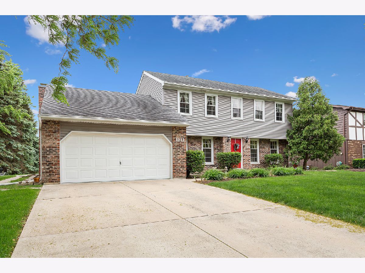 Homes Sold Country West Shorewood Illinois, 1111 Country