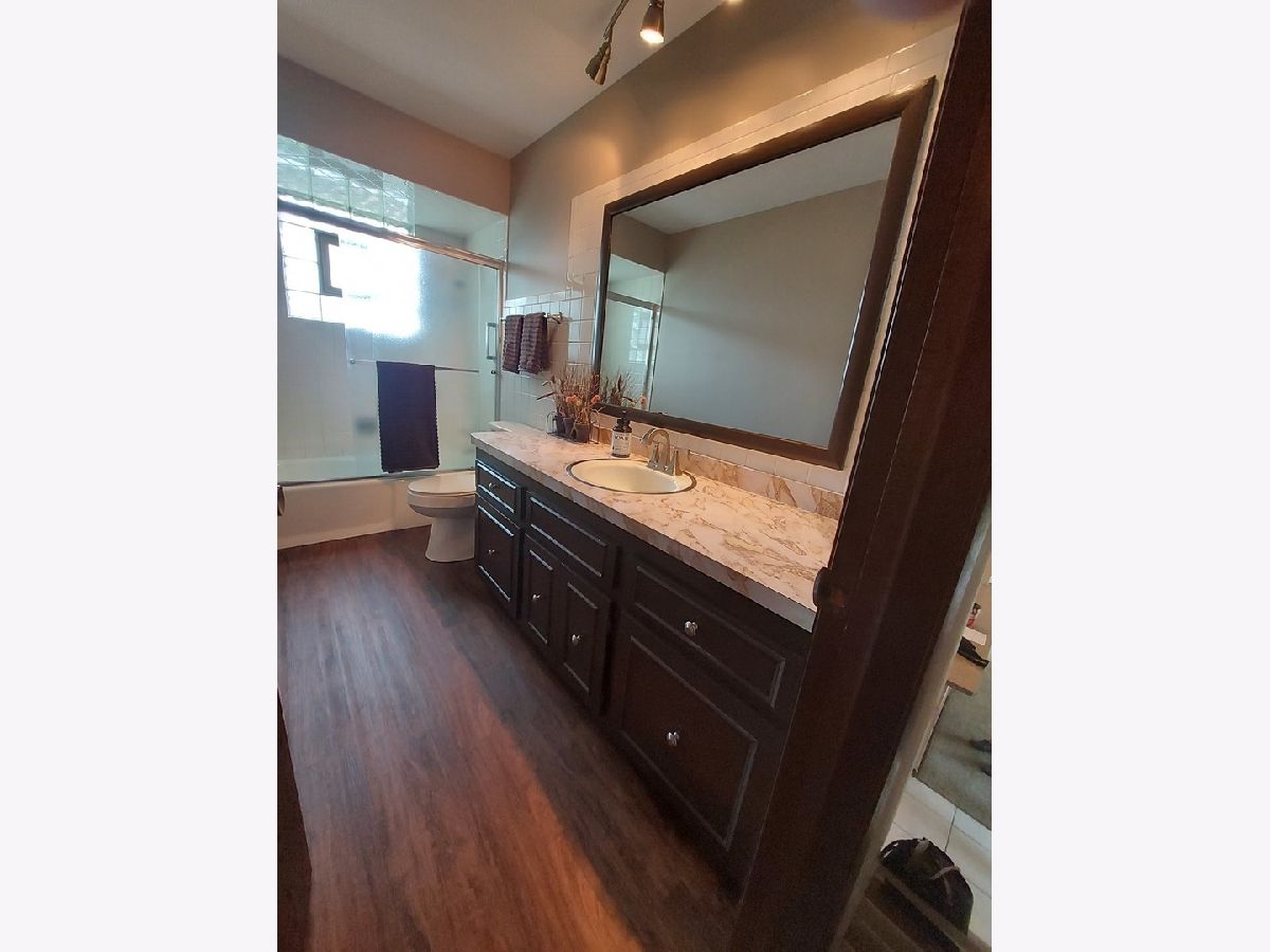 Homes & Townhomes & Condos Rented Cherry Hill Farms Tinley Park Illinois, 16448 84th
