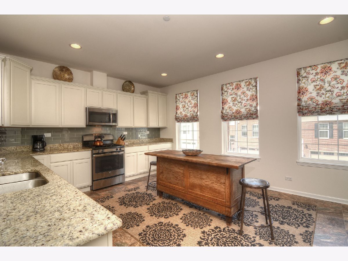 Townhomes & Homes Sold Pleasant Square Schaumburg Illinois, 37 Marcel