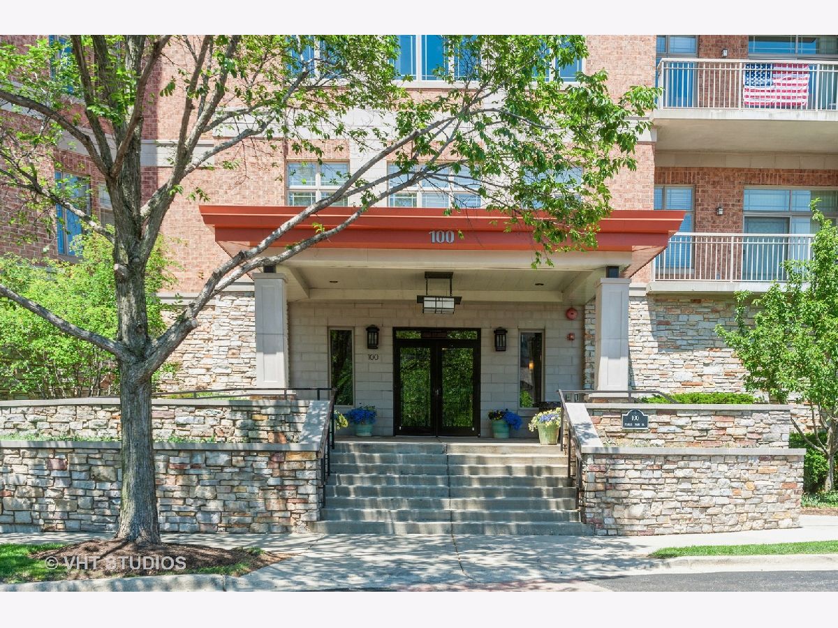 100 Prairie Park Drive, Wheeling, Illinois 60090 MLS 11100199