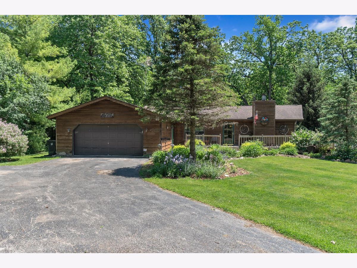 Homes Sold Coral Woods Marengo Illinois, 21403 Oak Creek