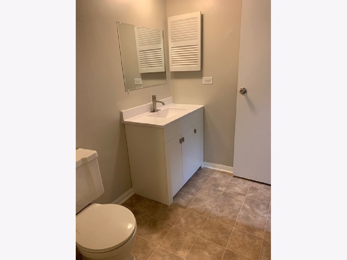 Townhomes & Condos Rented Hilldale Hoffman Estates Illinois, 1704 Fayette Walk