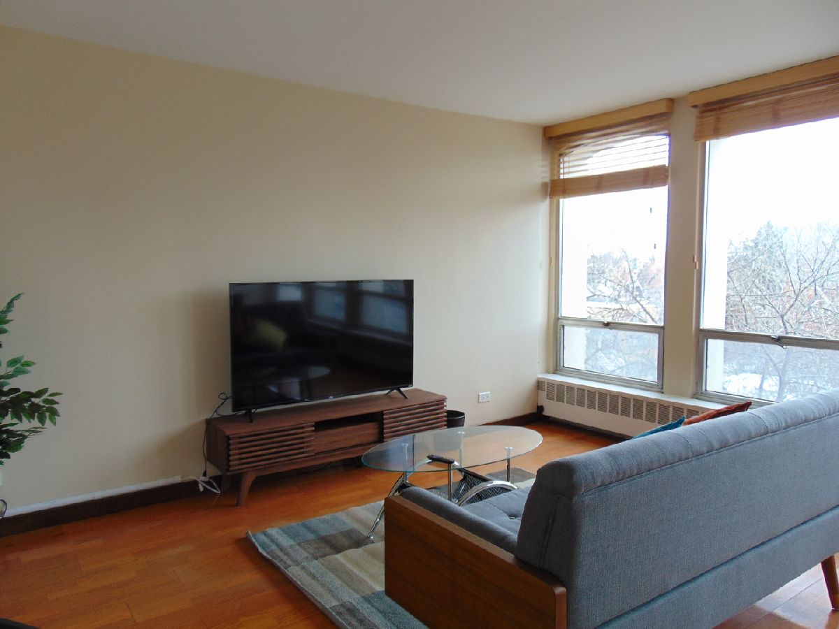 Condominiums Rented University Park Condos Chicago Illinois, 1401 55th
