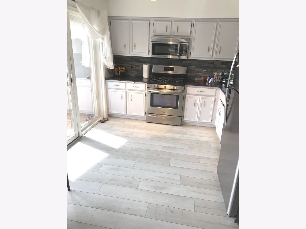 Condominiums Sold Oaks Of Oak Lawn Oak Lawn Illinois, 10418 Keating