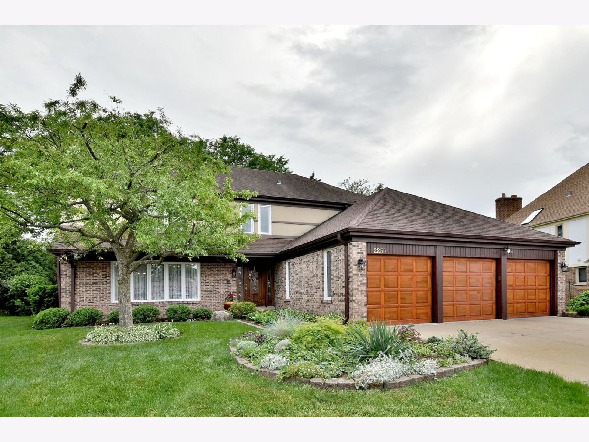 Homes Sold Courts Of Russetwood Arlington Heights Illinois, 2253 Ashbury