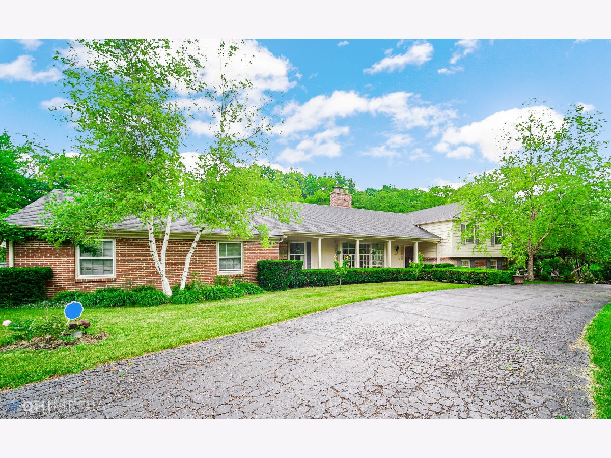 Homes Sold Golf Meadows Inverness Illinois, 1076 Aberdeen