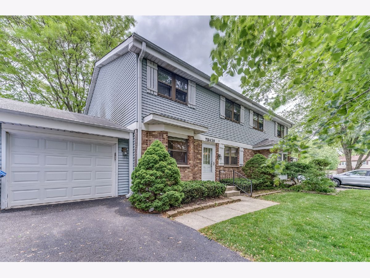 Homes & Townhomes Sold Hobson Creek Naperville Illinois, 7S439 Olympia