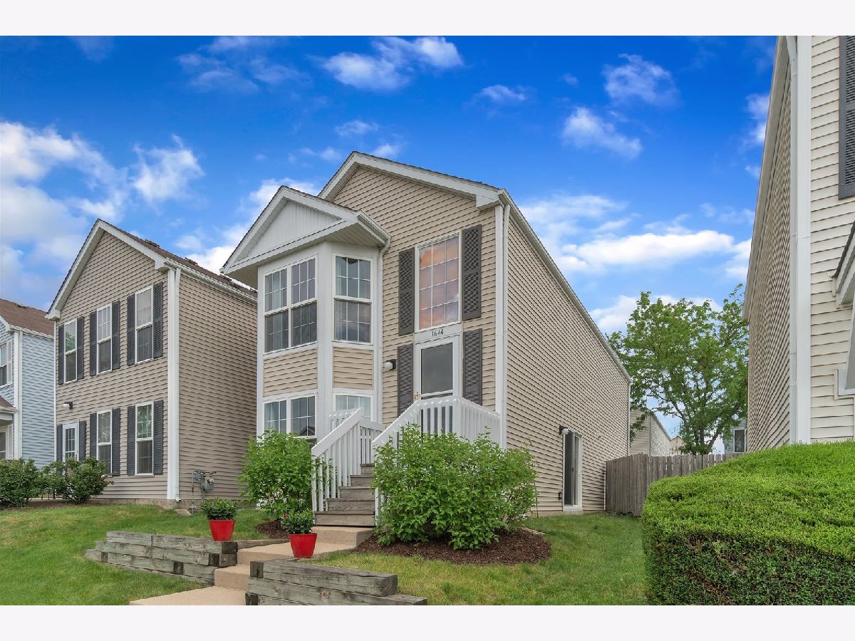 1644 Linden Park Lane, Aurora, Illinois 60504 MLS 11102539 WinterCohen