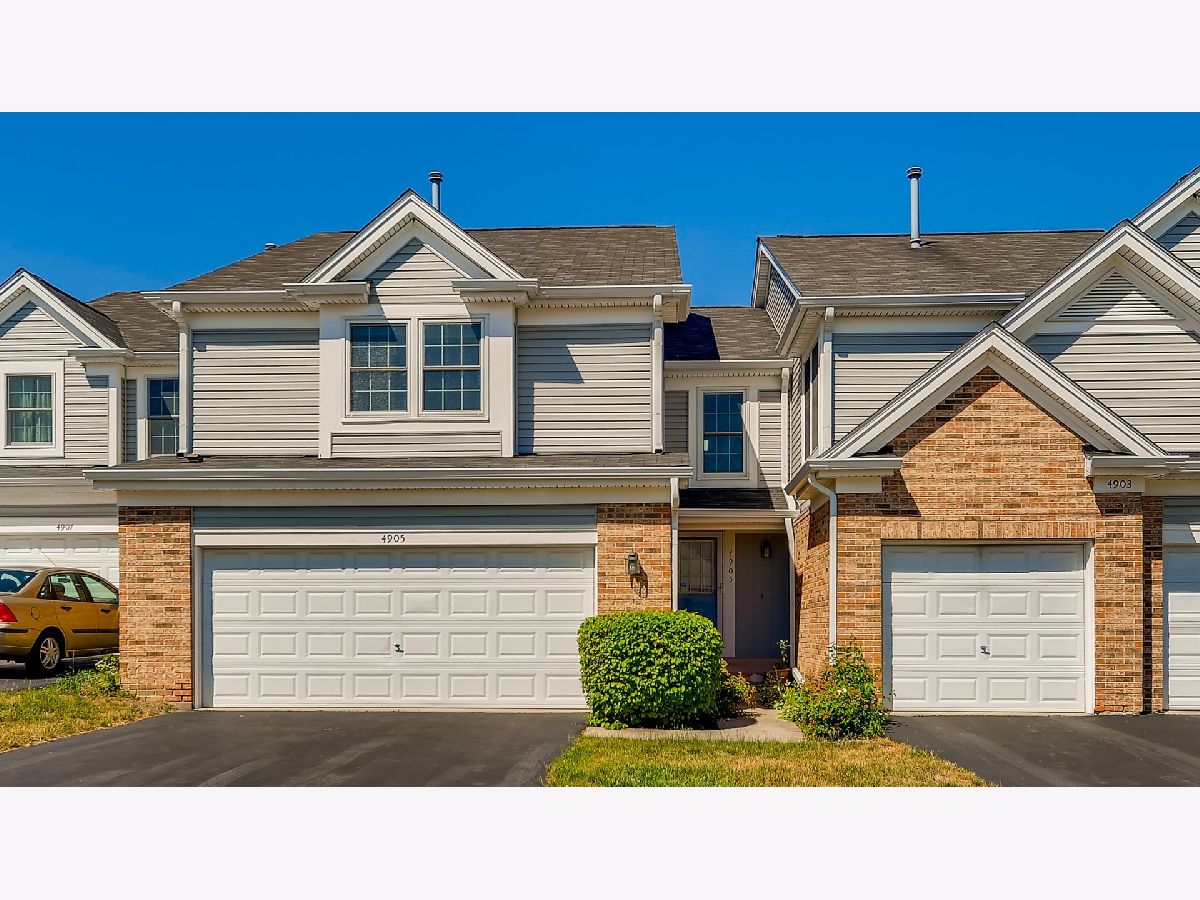Townhomes Sold Prestwick Place Hoffman Estates Illinois, 4905 Turnberry
