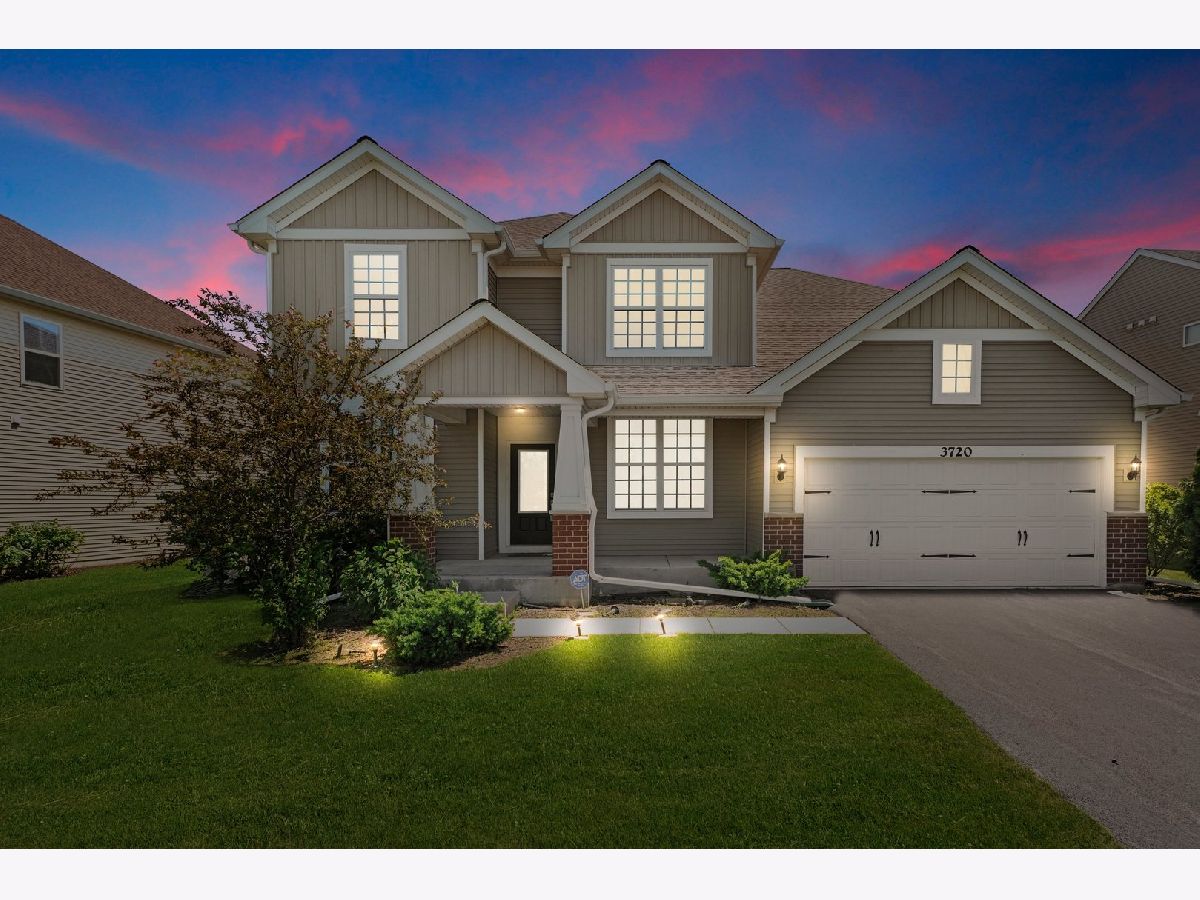 Homes Rented Ashwood Pointe Naperville Illinois, 3720 Honey Locust