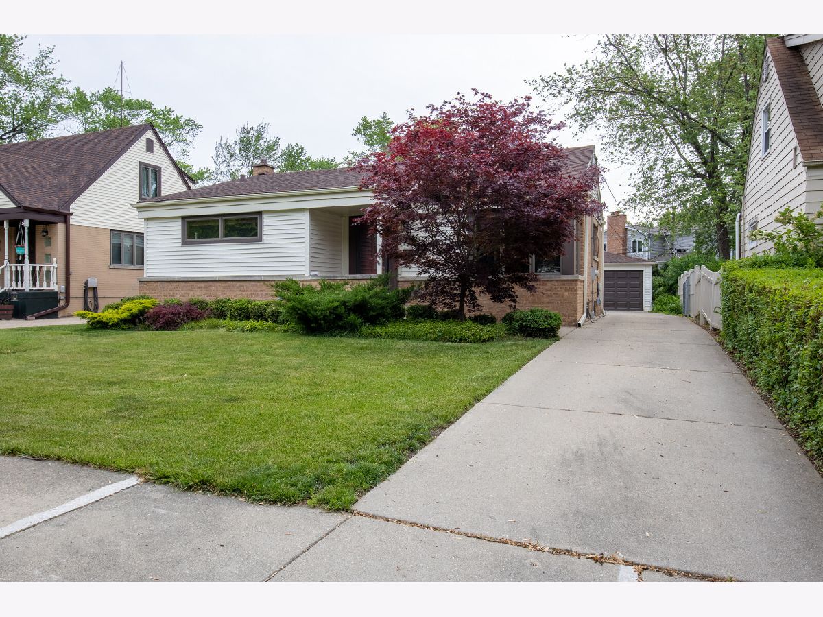 Homes Sold Arlington Greens Arlington Heights Illinois, 1201 Hickory