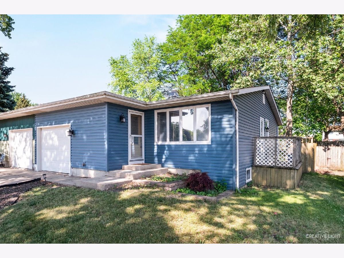 Homes & Condos & Townhomes Sold College Park Elgin Illinois, 463 Princeton