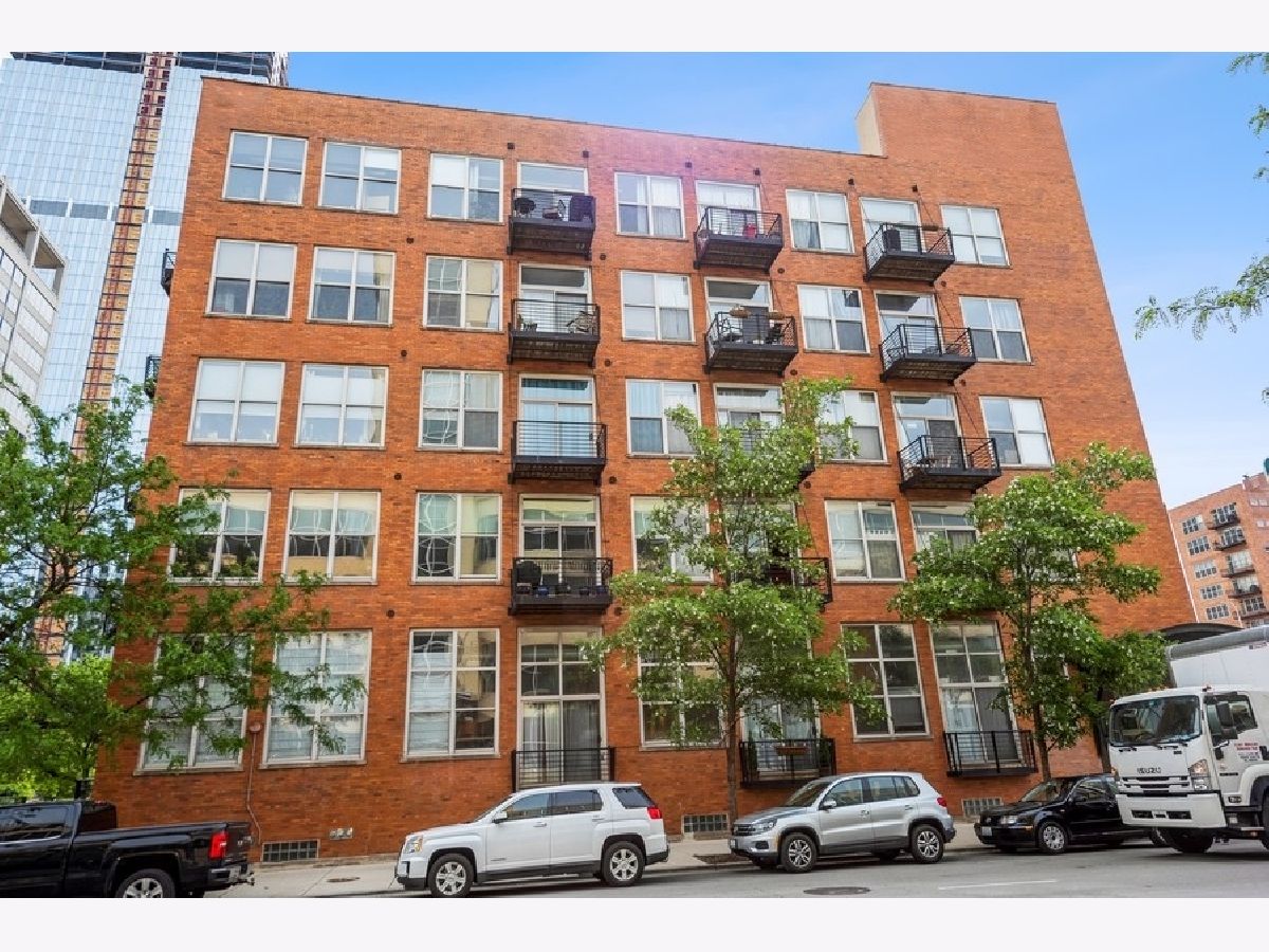 Condominiums Sold Gotham Lofts Chicago Illinois, 417 Jefferson