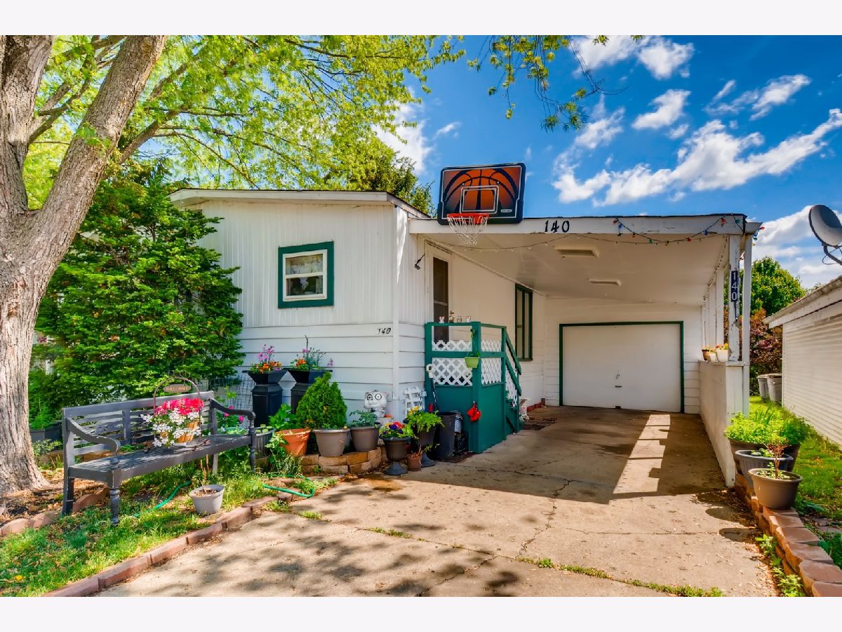 Subdivision Sold Whippletree Village Wheeling Illinois, 140 Carriage Hill