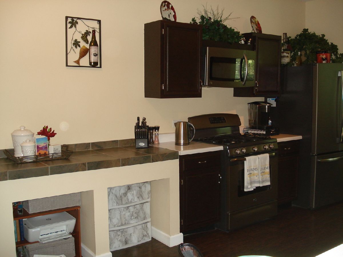 Townhomes & Homes Rented Highland Glen Algonquin Illinois, 230 Partridge