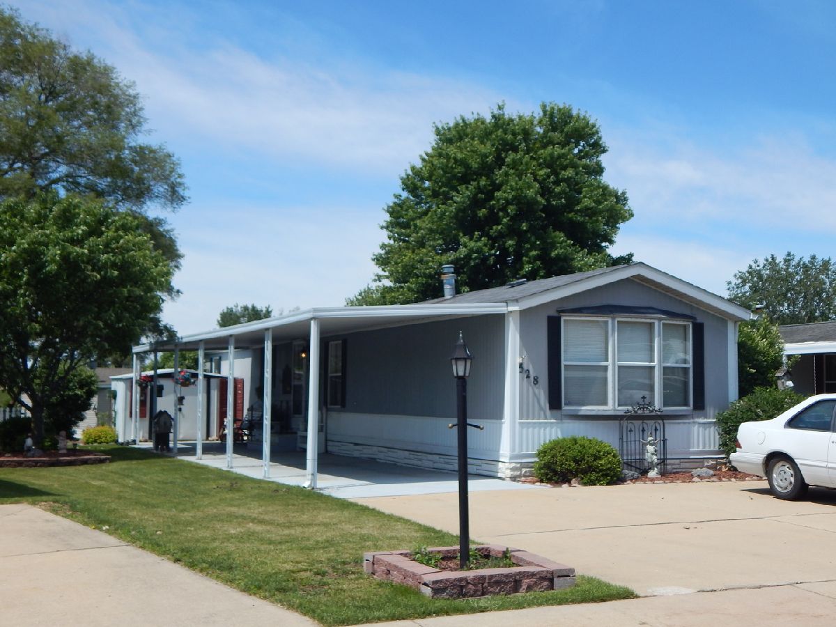 Homes Sold Four Seasons Belvidere Illinois, 528 Park