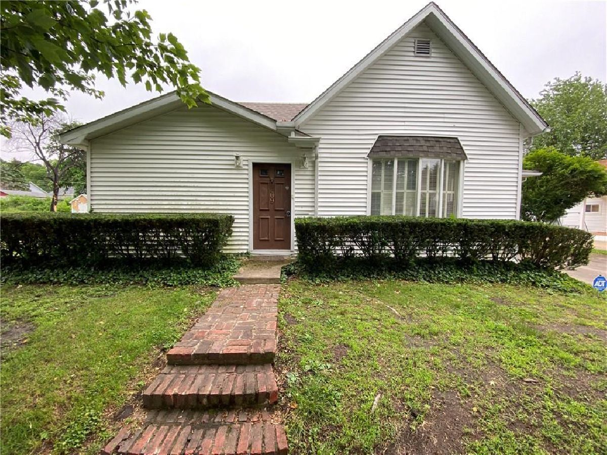  Sold Rossville Illinois, 209 Park