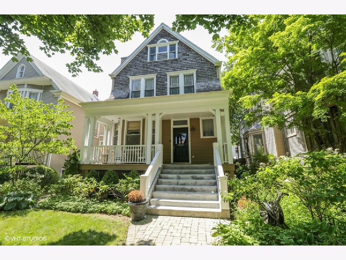 Homes & Condominiums Rented Lakewood Balmoral Chicago Illinois, 5316 Wayne