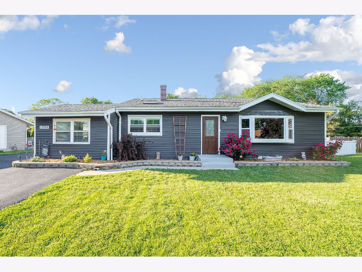 Homes Sold Peerless Estates Plainfield Illinois, 23508 Lynn