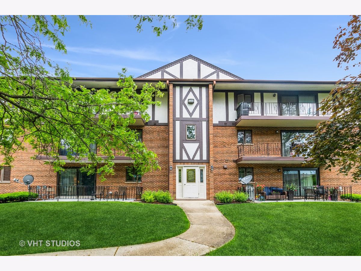 Condominiums Sold Hidden Valley Palos Hills Illinois, 10845 84th