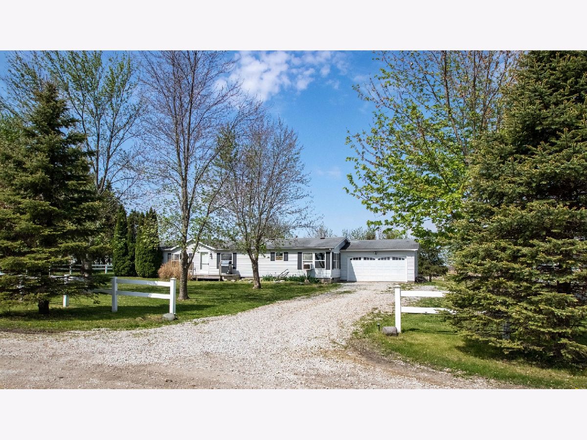  Sold Fairmount Illinois, 5296 1200 North