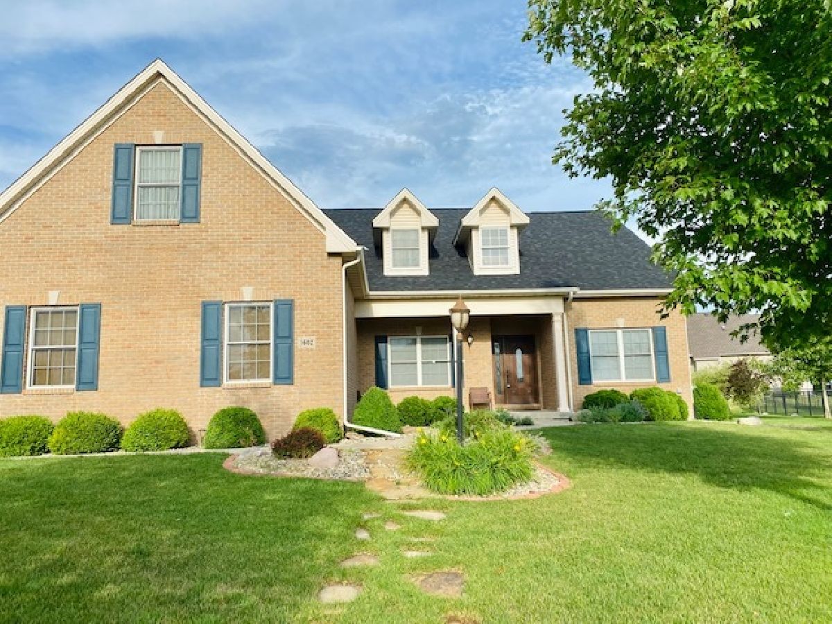 Homes Sold Chestnut Grove Champaign Illinois, 1602 Crabapple