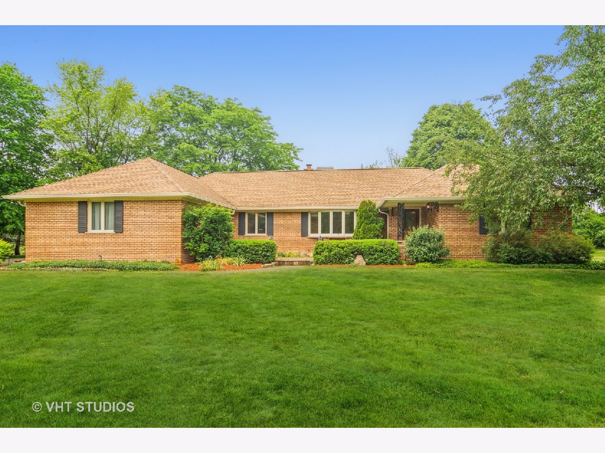 Homes Sold Acorn Acres Hawthorn Woods Illinois, 5 Bruce