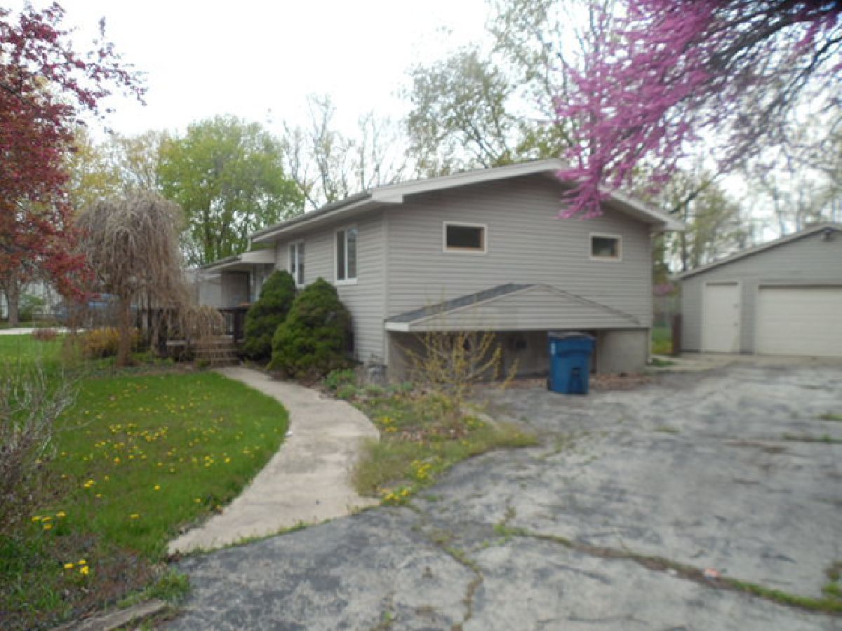 Homes Sold Arrowhead Hills Bourbonnais Illinois, 3376 Linda