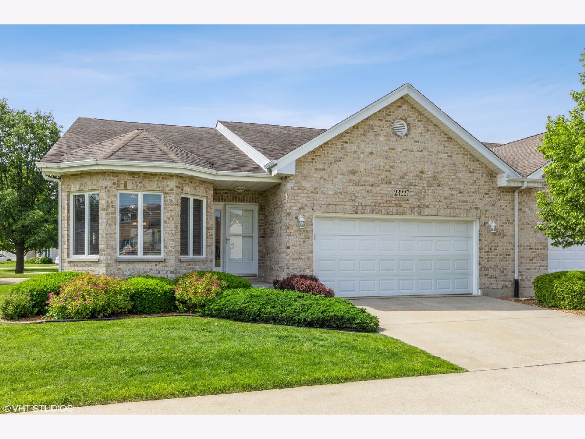Townhomes Sold Heron View Plainfield Illinois, 23227 Kenna