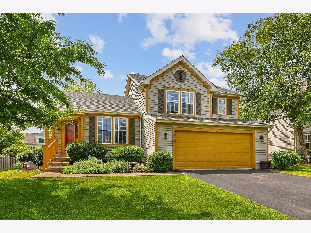 Homes Sold Orchard Crossing North Aurora Illinois, 1512 Stevens