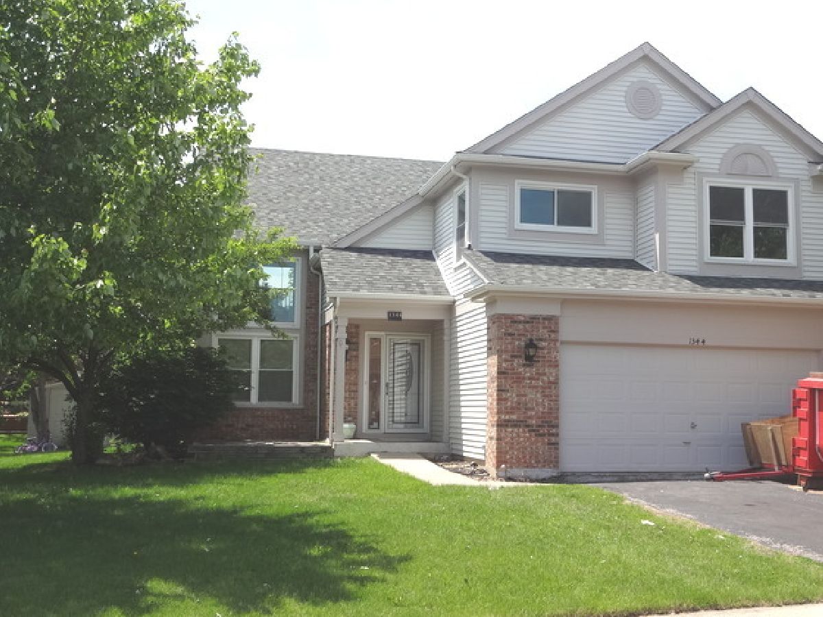 Homes & Townhomes & Condos Rented Fairfax Silvercrest Bartlett Illinois, 1344 Branden