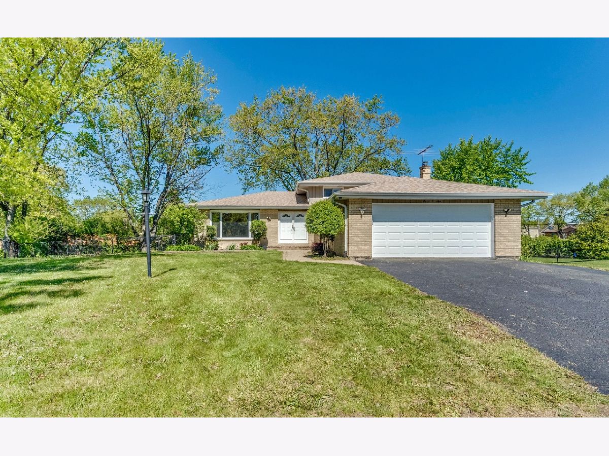 Homes Sold Medinah Spring Hills Roselle Illinois, 704 Kipling