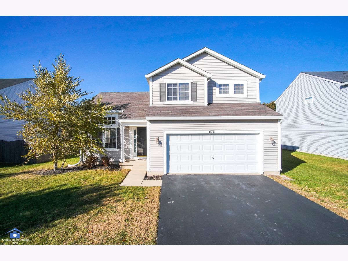 Homes & Townhomes & Condos Rented Clearwater Springs Plainfield Illinois, 6711 Bazz