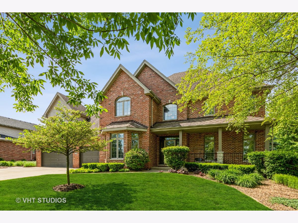 Homes & Condos & Townhomes Sold Old Castle South Mokena Illinois, 11511 Stratford