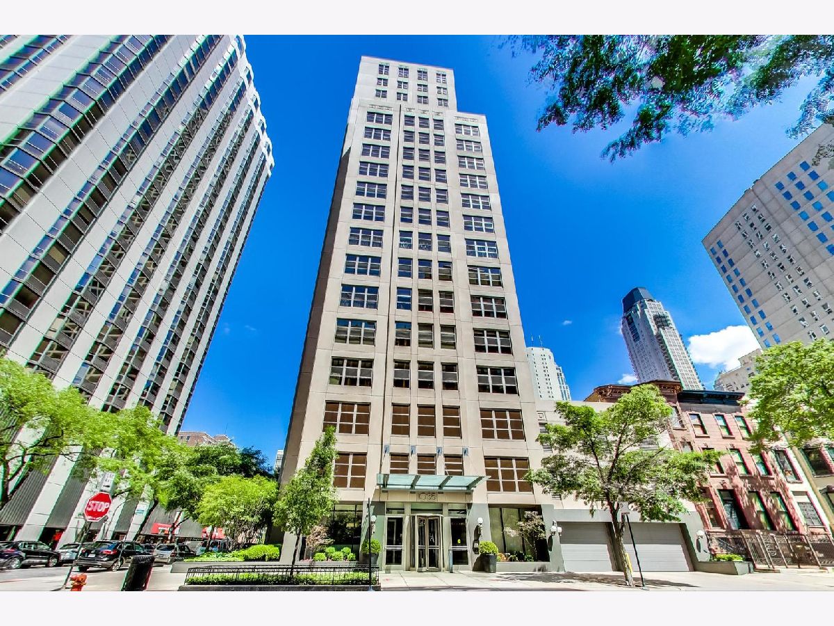 Condominiums Sold Maple Tower Chicago Illinois, 1035 Dearborn