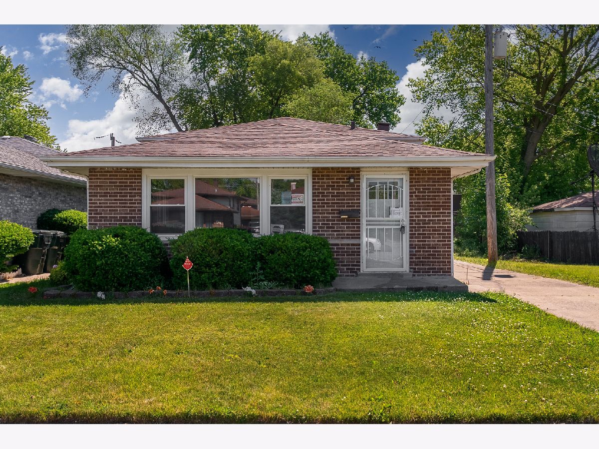 Homes Sold Calumet Park Dolton Illinois, 15137 University