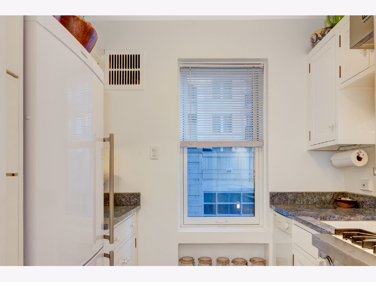 Condominiums Sold Waterford East Evanston Illinois, 1519 Hinman