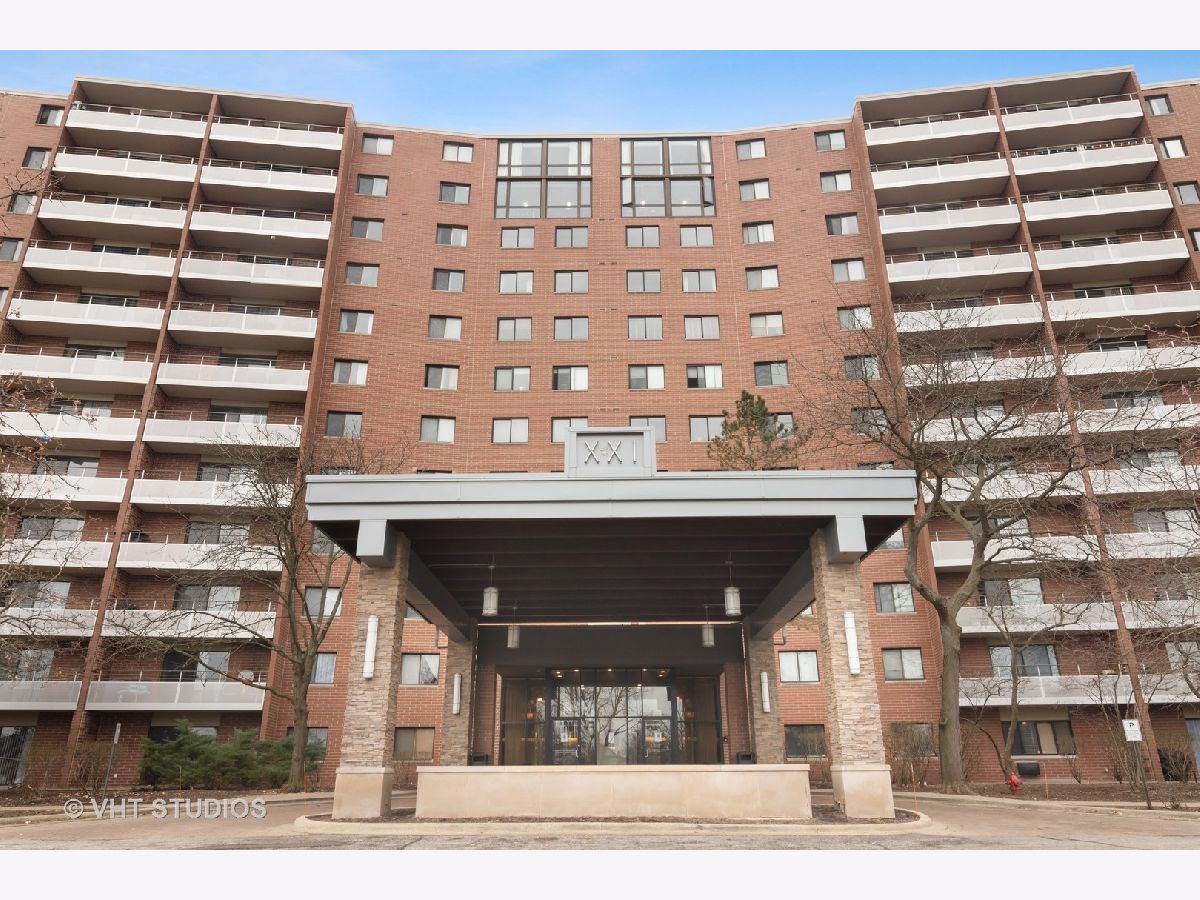 Condominiums Sold The Xxi Schaumburg Illinois, 21 Kristin