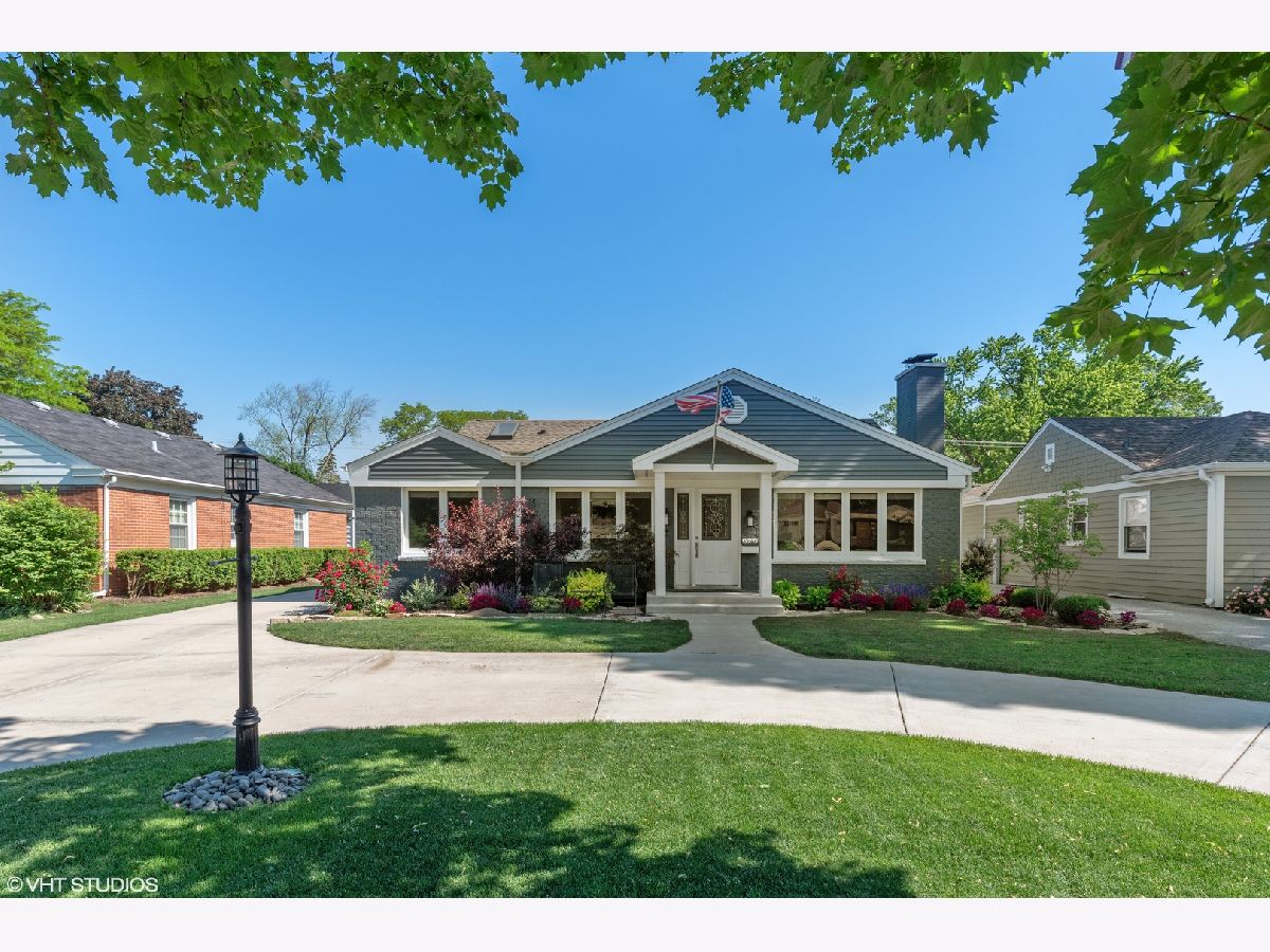 Homes Sold Arlington Farms Arlington Heights Illinois, 820 Euclid